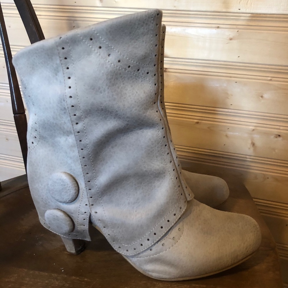 White booties